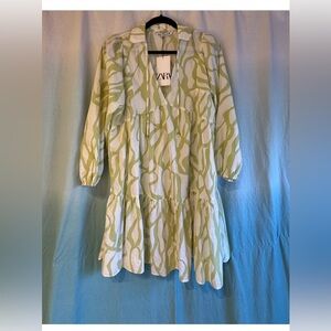 Zara Mini Cadie Green /white dress